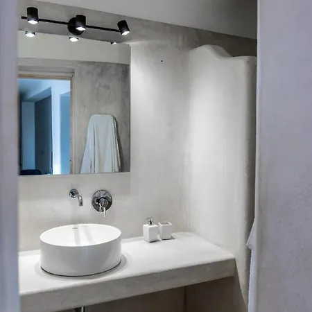Ester - Heated Pool & Jacuzzi, Tennis Court, Sauna *